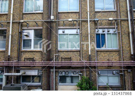 東京大学医学部 タイル張りの校舎 (東京都文京区本郷) 東京大学医学部 タイル張りの校舎 (東京都文京区本郷) 131437868