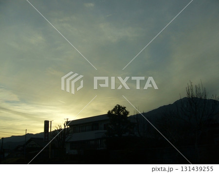 南アルプスの夕暮れ 131439255