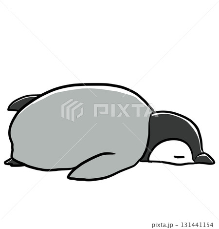 寝ている皇帝ペンギンの赤ちゃん 131441154