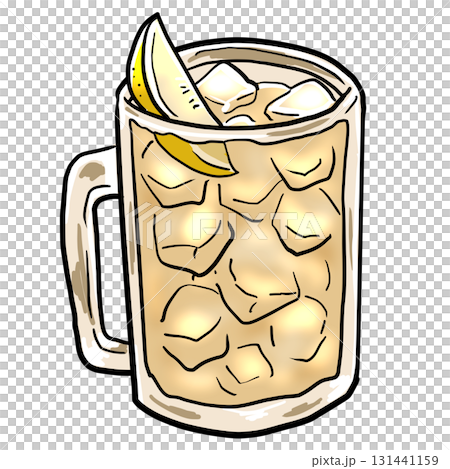 グラスに入ったハイボール 131441159