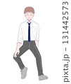 落ち込む男子生徒 131442573