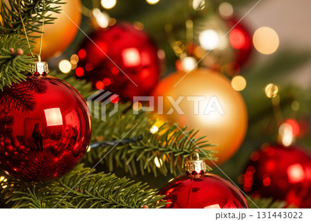 Red And Gold Christmas Ornaments On Tree Red And Gold Christmas Ornaments On Tree 131443022