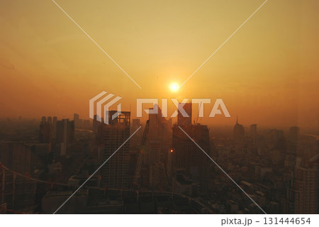 Sunset Amazing Bangkok city skyline with blue sky. Golden time Beautiful skyscraper bangkok midtown landscape. Capital building background modern office district. downtown City night life 131444654