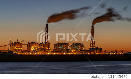 日の出前の衣浦港 日の出前の衣浦港 131445473