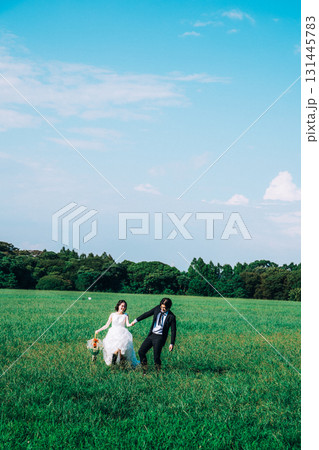 緑いっぱいの自然の中でのウェディングフォト 緑いっぱいの自然の中でのウェディングフォト 131445783
