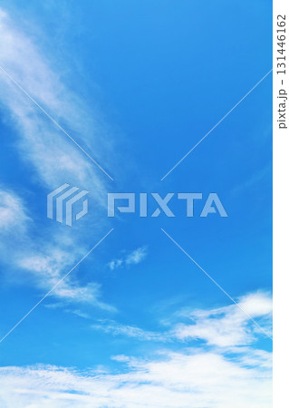 秋の青空と雲 秋の青空と雲 131446162