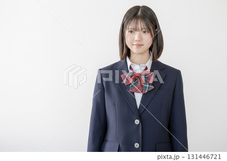 清楚な女性生徒 131446721