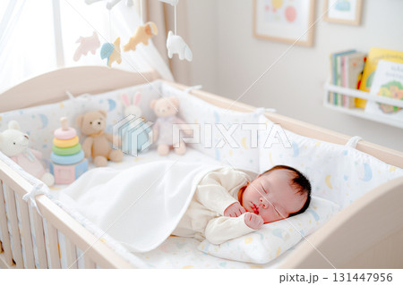 ねんねする赤ちゃん ねんねする赤ちゃん 131447956