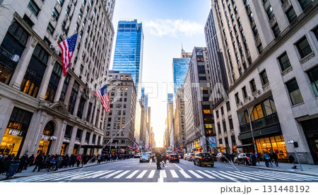 ニューヨーク証券取引所・ウォール街 ニューヨーク証券取引所・ウォール街 131448192