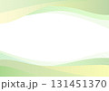 緑の波型ウェーブラインのある背景 131451370
