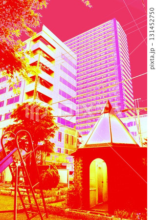 駅前風景 <加工> 駅前風景 <加工> 131452750