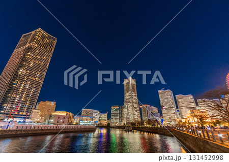 【神奈川県】横浜みなとみらい・ライトアップ　トワイライト 131452998