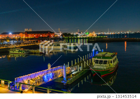 横浜みなとみらい 象の鼻遊覧船乗り場 トワイライト 横浜みなとみらい 象の鼻遊覧船乗り場 トワイライト 131453514