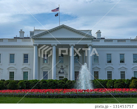 ワシントンD.C.:ホワイトハウスの正面と南庭 ワシントンD.C.:ホワイトハウスの正面と南庭 131453757