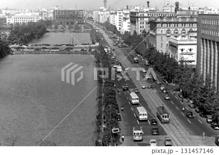 古写真　1956年　東京　日比谷の外濠と日比谷通りのパノラマ 131457146