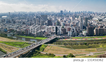 空撮「東京都」荒川上空からか赤羽方向を撮影 131458362