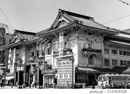 古写真　1962年　東京　銀座　歌舞伎座 131458589