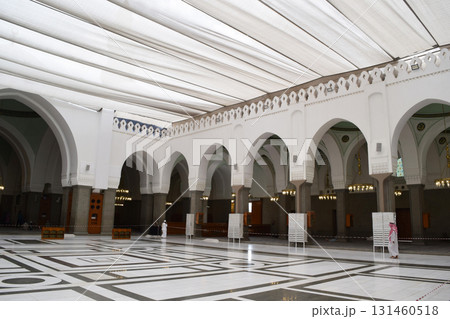 サウジアラビア・メディナのクバーモスク内部 131460518