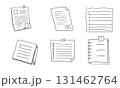 ビジネスや教育関係などで使える、ノートやファイルなどに付箋を貼って重要さをアピールしたフレームセット 131462764