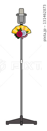 菊の正月飾りのサンパチマイク（金扇） 131462873