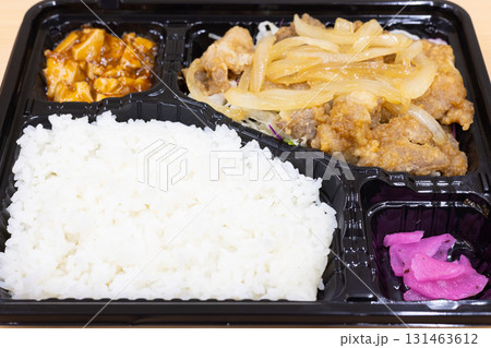 美味しい豚肉生姜焼き弁当 131463612