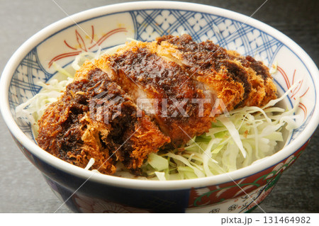 ソースかつ丼 131464982