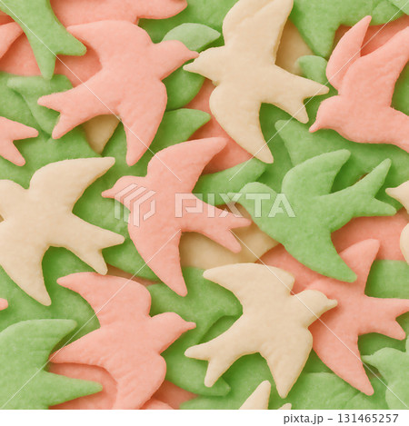 鳥型の落雁 和菓子の詰め合わせ 鳥型の落雁 和菓子の詰め合わせ 131465257