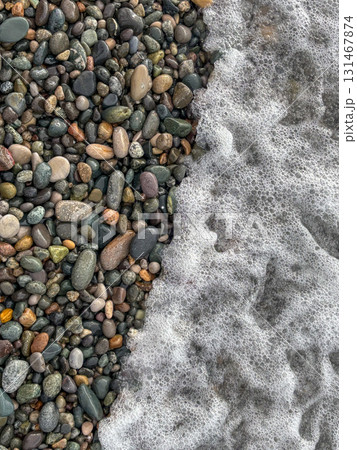 海岸と小石の浜 海岸と小石の浜 131467874