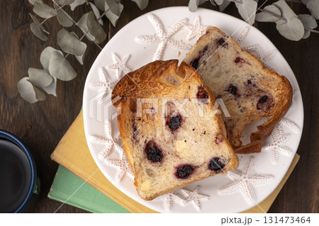 トーストと珈琲 131473464