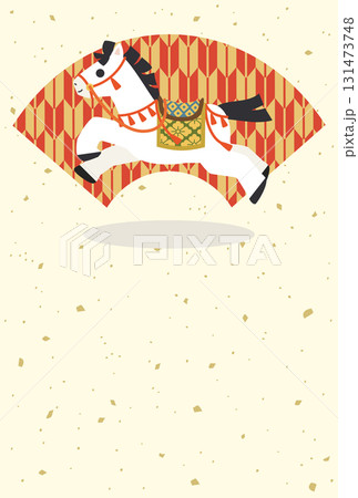 午年の年賀状などに使える和風に装飾をほどこした走る馬のイラスト 131473748