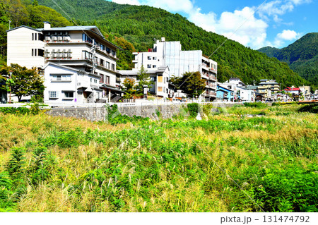 黒川橋/横湯川より安代温泉、渋温泉街を望む(長野県山ノ内町)【2025.9】 黒川橋/横湯川より安代温泉、渋温泉街を望む(長野県山ノ内町)【2025.9】 131474792
