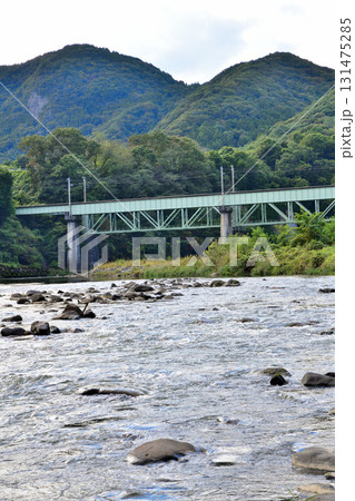 秋の利根川風景 上越線鉄橋 棚下不動付近の眺め 秋の利根川風景 上越線鉄橋 棚下不動付近の眺め 131475285