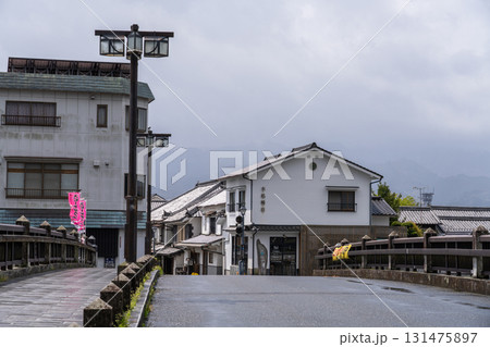 《大分県》豆田町商店街・伝統的な古い町並み 131475897