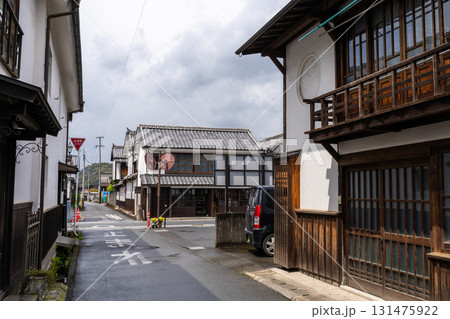 《大分県》豆田町商店街・伝統的な古い町並み 131475922