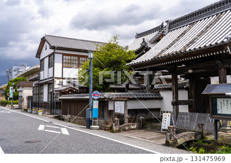 《大分県》豆田町商店街・伝統的な古い町並み 《大分県》豆田町商店街・伝統的な古い町並み 131475969