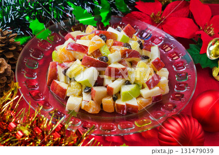 メキシコ クリスマスのリンゴのサラダ Ensalada de manzana navideña メキシコ クリスマスのリンゴのサラダ Ensalada de manzana navideña 131479039