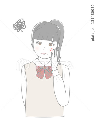 ニキビに悩む女の子 ニキビに悩む女の子 131480059