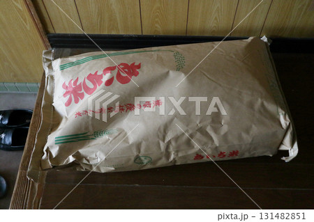 玄米三十キロ 農家の保有米 新米 玄米三十キロ 農家の保有米 新米 131482851