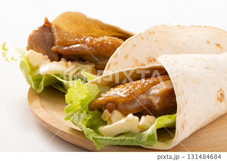 照り焼きチキン トルティーヤ 照り焼きチキン トルティーヤ 131484684