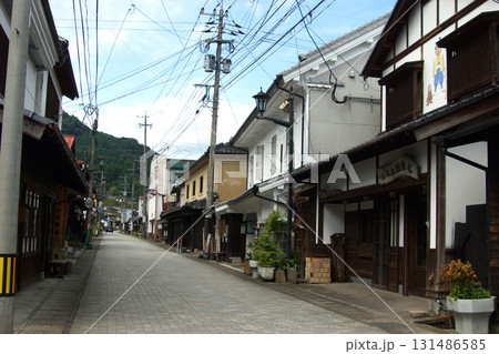 大分県玖珠町の小さな城下町　豊後森の町並み 131486585