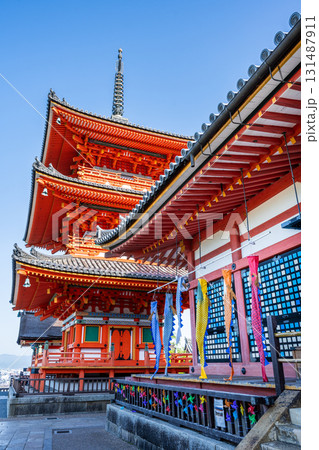 早朝の清水寺 131487911