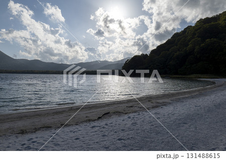 秋の夕方の宇曾利山湖　恐山 131488615
