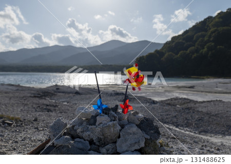 秋の夕方の宇曾利山湖　恐山 131488625