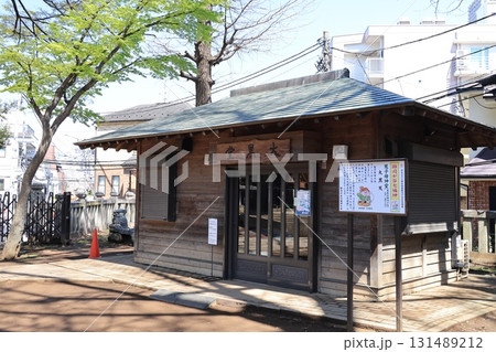 東京都豊島区雑司ヶ谷の雑司ヶ谷鬼子母神堂の大黒天堂の建物 131489212