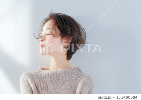 ショートヘアの美しい女性・ヘアスタイル 131490684