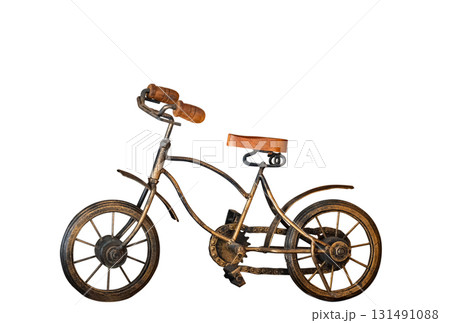 Retro bicycle isolated 131491088