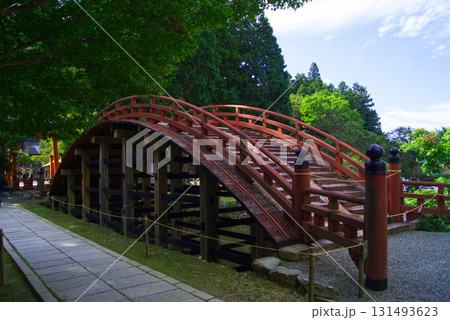 丹生都比売神社の外鳥居と中鳥居をつなぐ輪橋 131493623