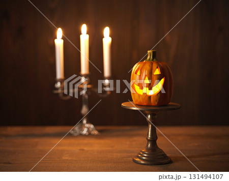 ハロウィンイメージ オバケカボチャとキャンドル ハロウィンイメージ オバケカボチャとキャンドル 131494107