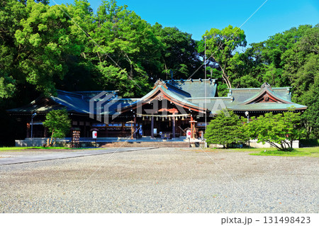 【香川県】香川縣護國神社（香川県護国神社）讃岐宮・拝殿　 131498423