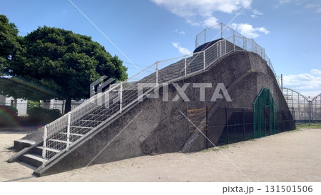 掩体壕 掩体壕跡 戦争遺構 (長崎県大村市/下原口公園) 掩体壕 掩体壕跡 戦争遺構 (長崎県大村市/下原口公園) 131501506